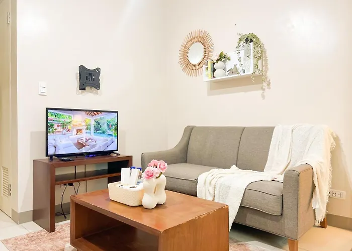 Bgc Near Uptown Mall, Grand Hyatt #ournw25b Holiday home Manila