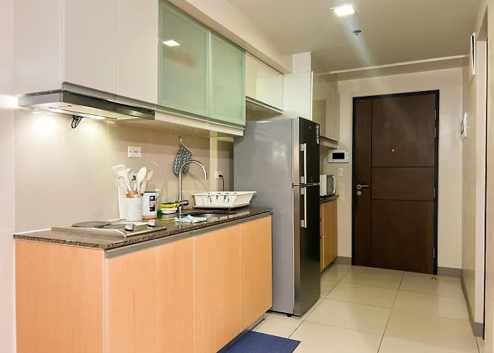 Bgc Near Uptown Mall, Grand Hyatt #ournw25b Manila